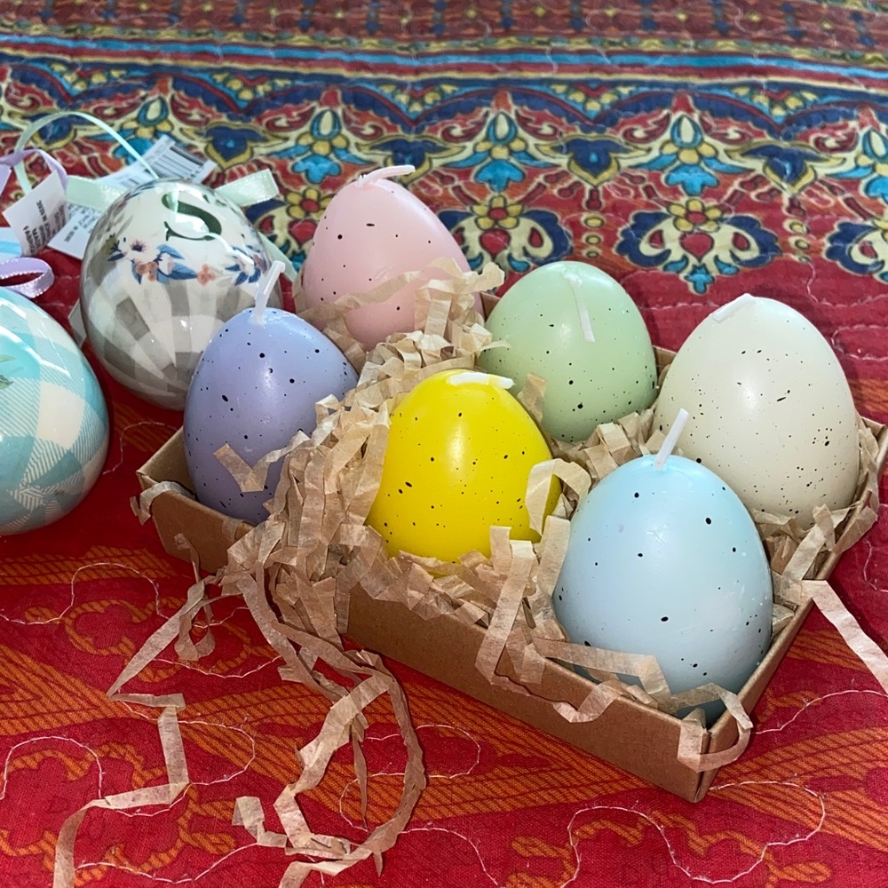 6 EASTER EGG CANDLES Pastel Lightly Scented NWOT